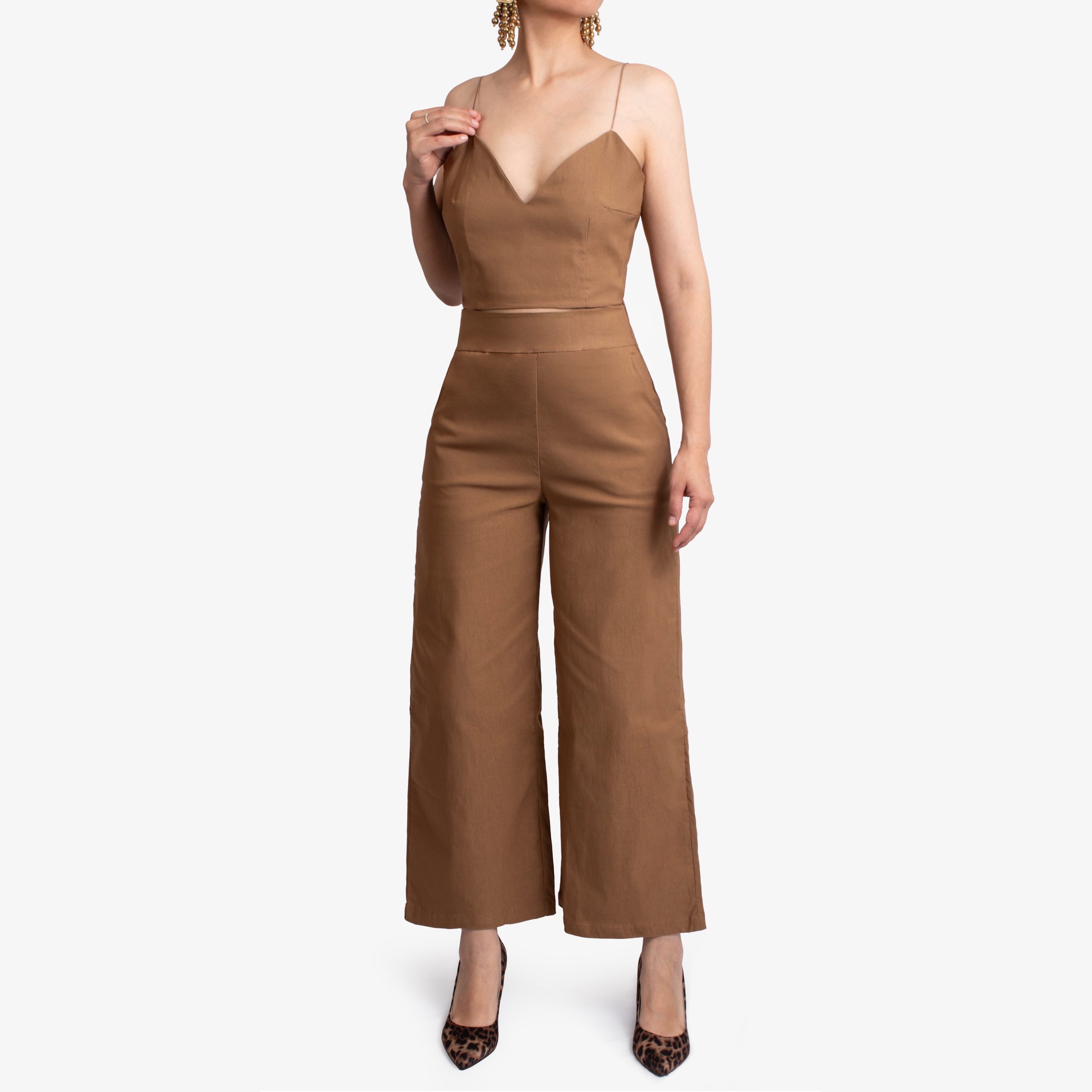 Conjunto Camel Top Capri y Bozza